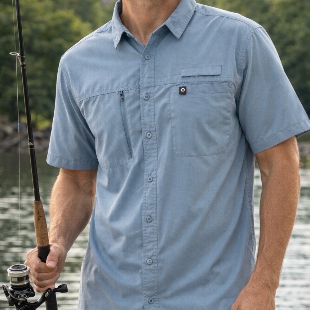 The American Outdoorsman XL Blue Performance Fishing Shirt Vented Short Sleeve